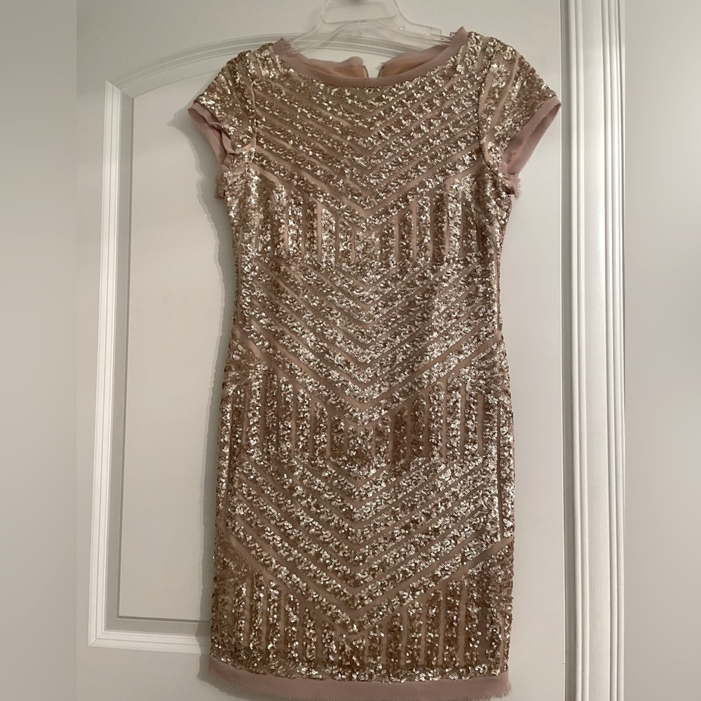 Vince Camuto Sequin Gold Cocktail Dress Size 8 - Gem